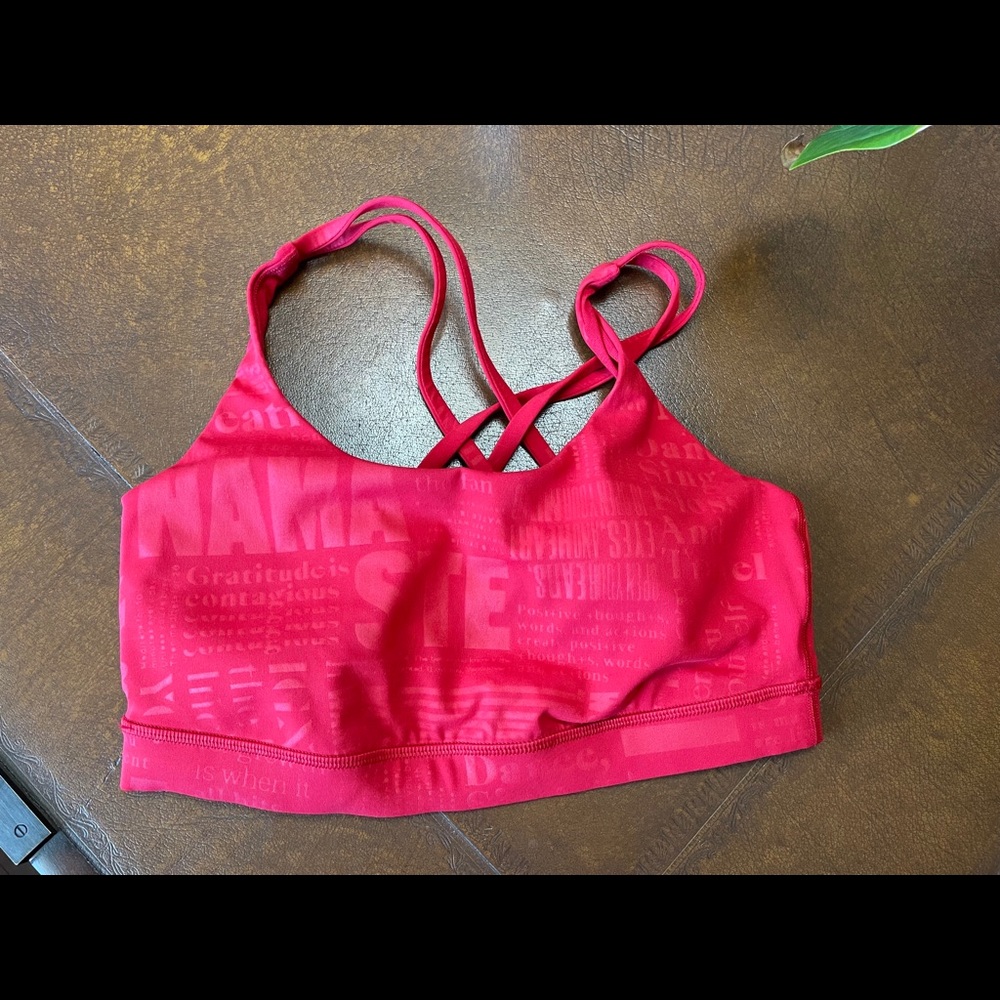 Lululemon sports bra size 8